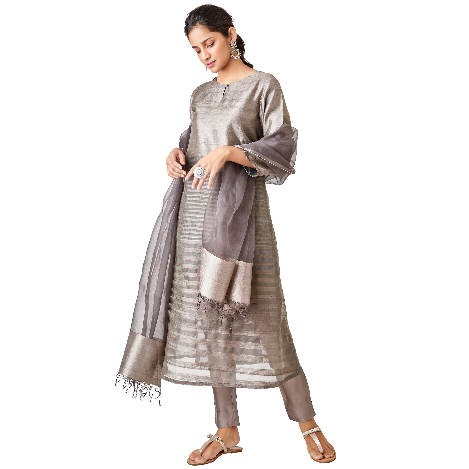 Kyyarii Grey Pure Silk Handloom Suit Set with dupatta