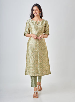 Kyyarii Baandhani Printed Pure Silk Handloom Suit Set with dupatta