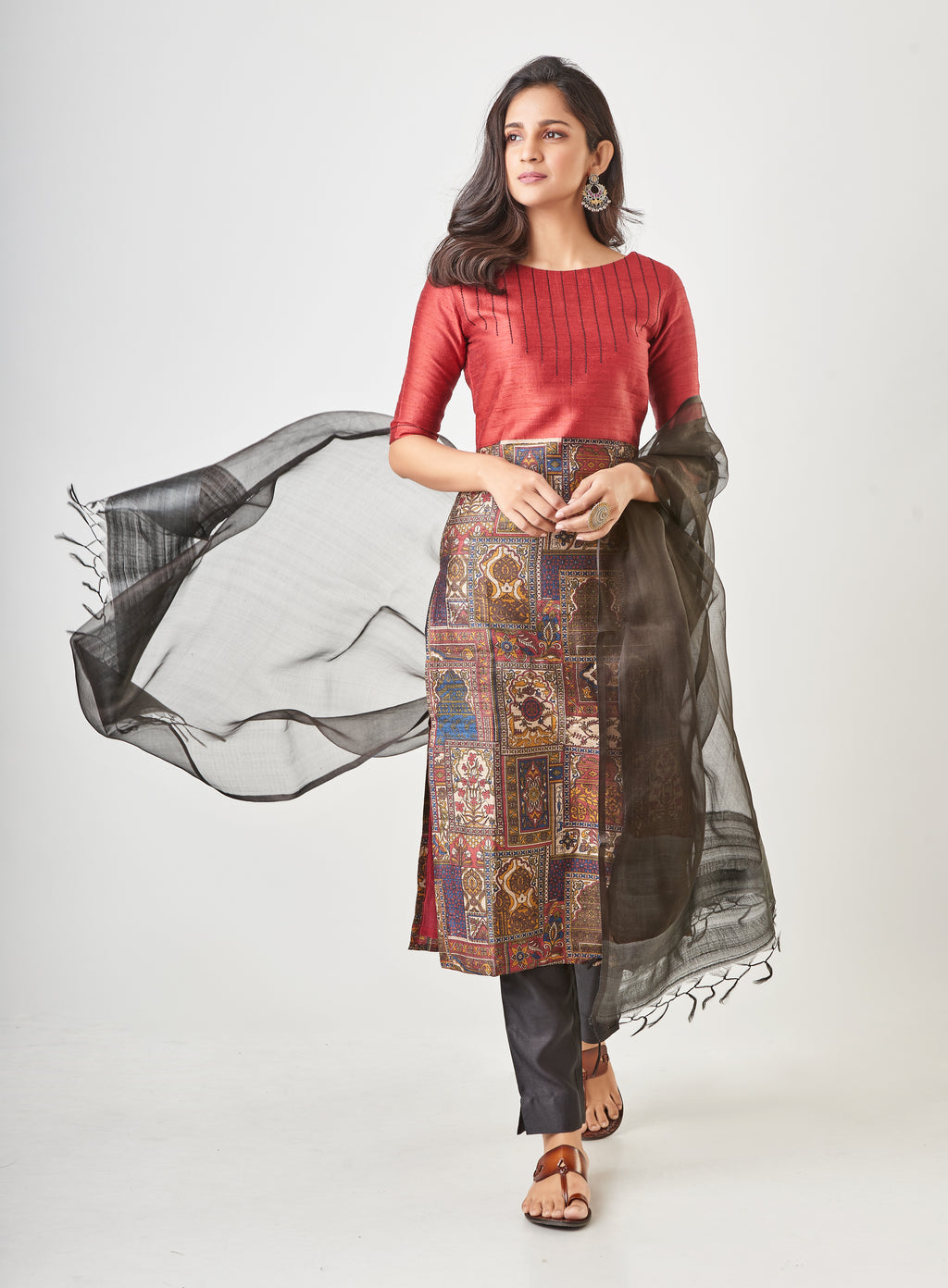 Kyyarii Red Printed Pure Silk Handloom Suit Set with dupatta