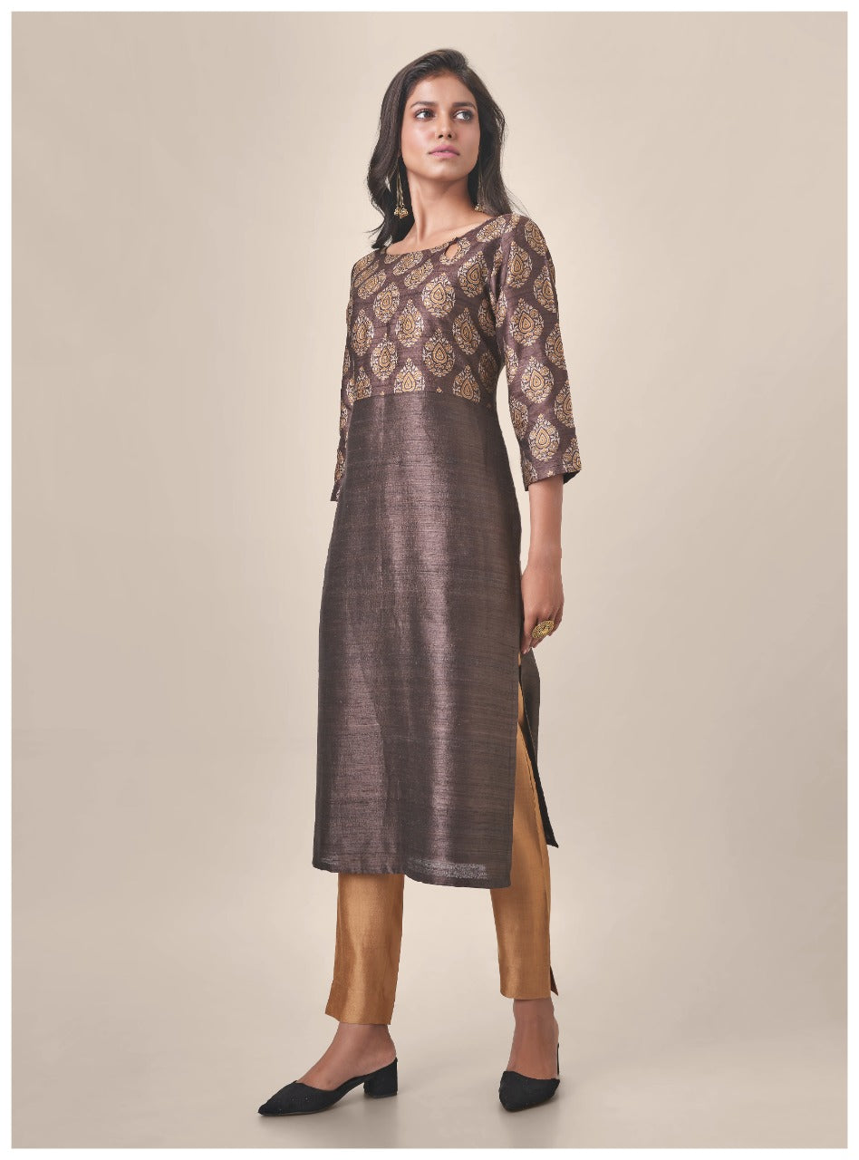 Kyyarii Printed Pure Tussar Silk Handloom Kurti